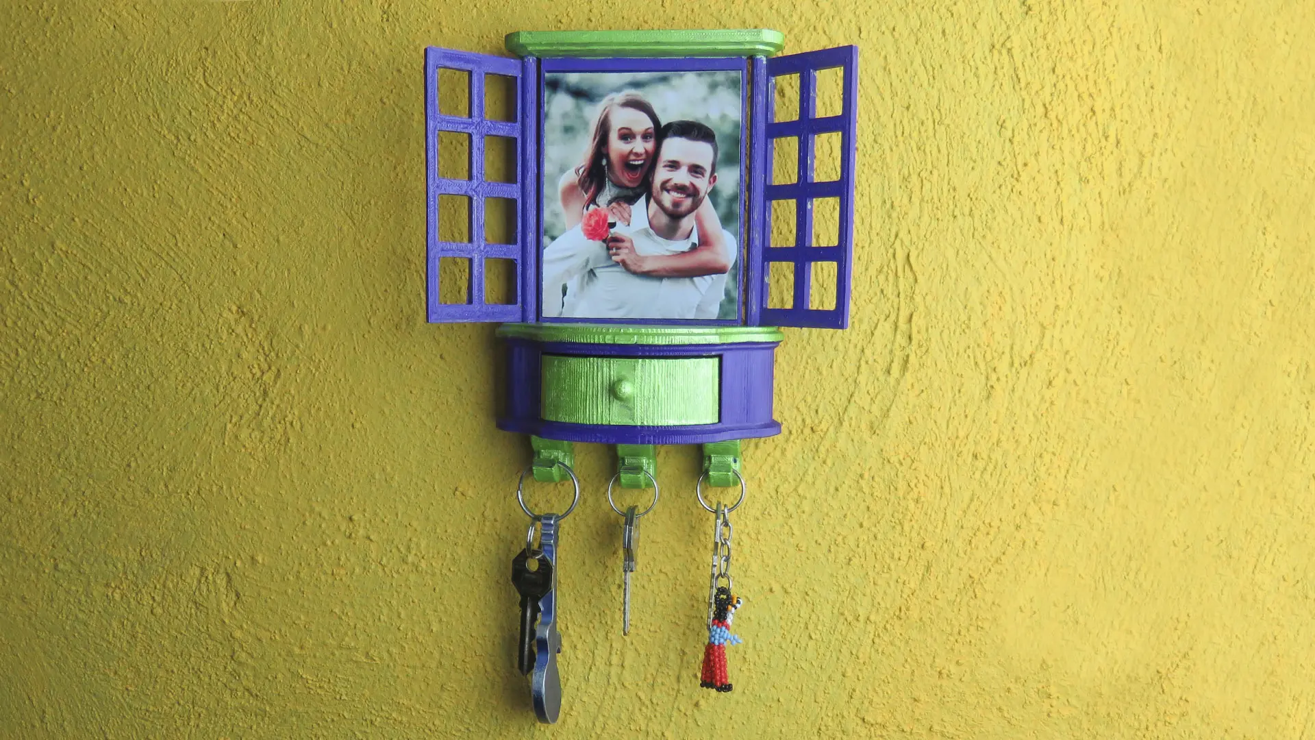 TABLE, DRAWER AND KEY HOLDER IN THE SHAPE OF A WINDOW