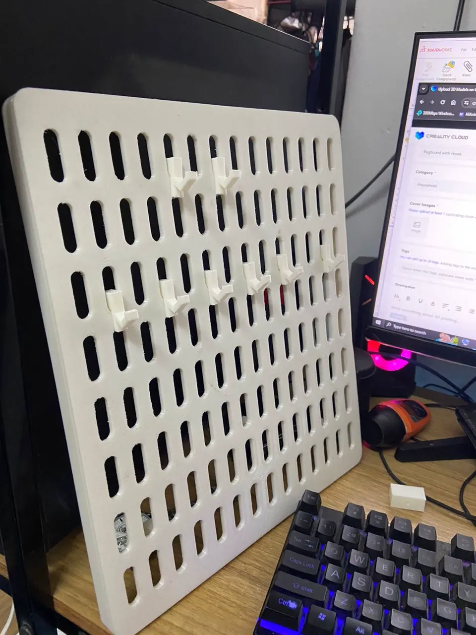 Pegboard with Hook 3D models download Creality Cloud