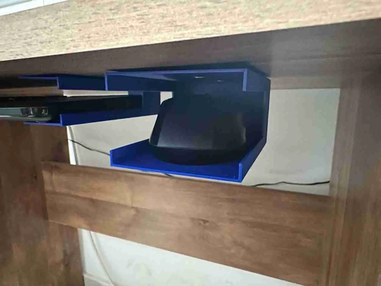 muizenrek voor onder de tafel, makkelijk toegankelijk voor de hand. 