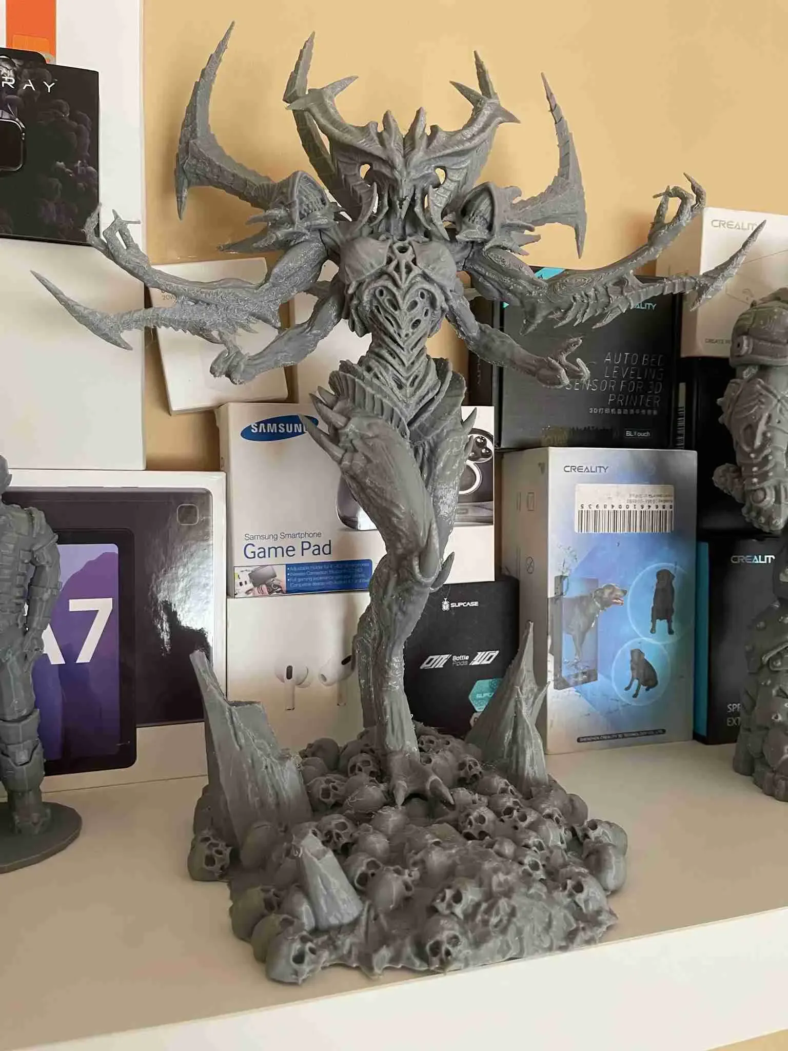 Diablo 3 statue