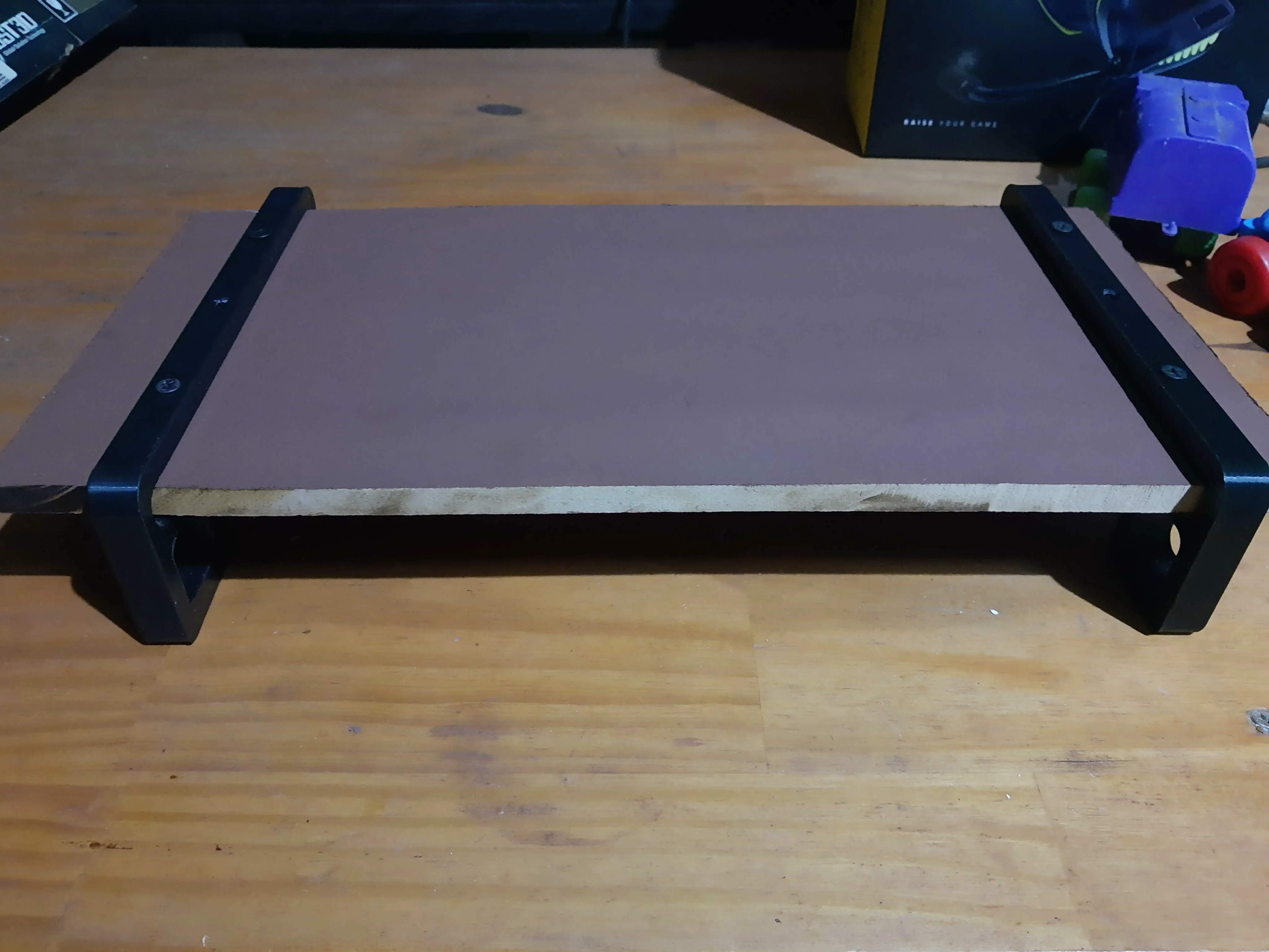 Laptop Stand - Laptop Shelf - Soporte/estante para portátil