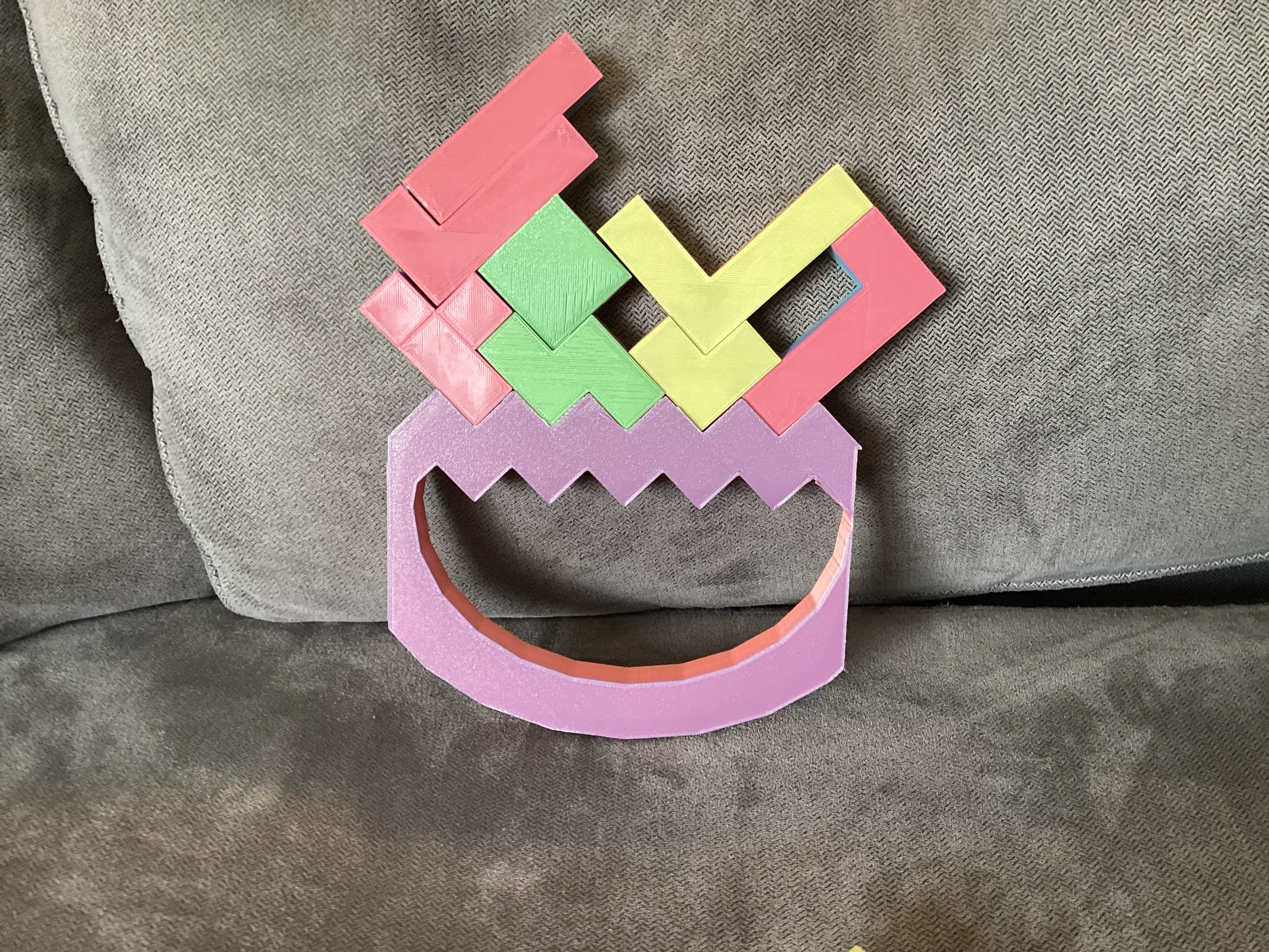 Tetris themed balance game constantly updated for huge value