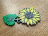 Sunflower with leaf keychain-3