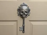 Gothic Skull Skeleton Key Wall Sculpture-1