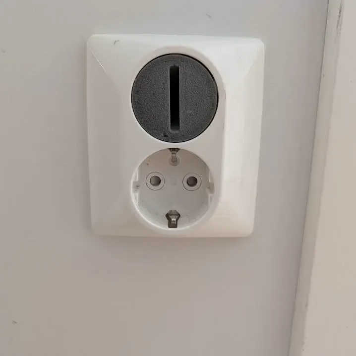 Outlet plug