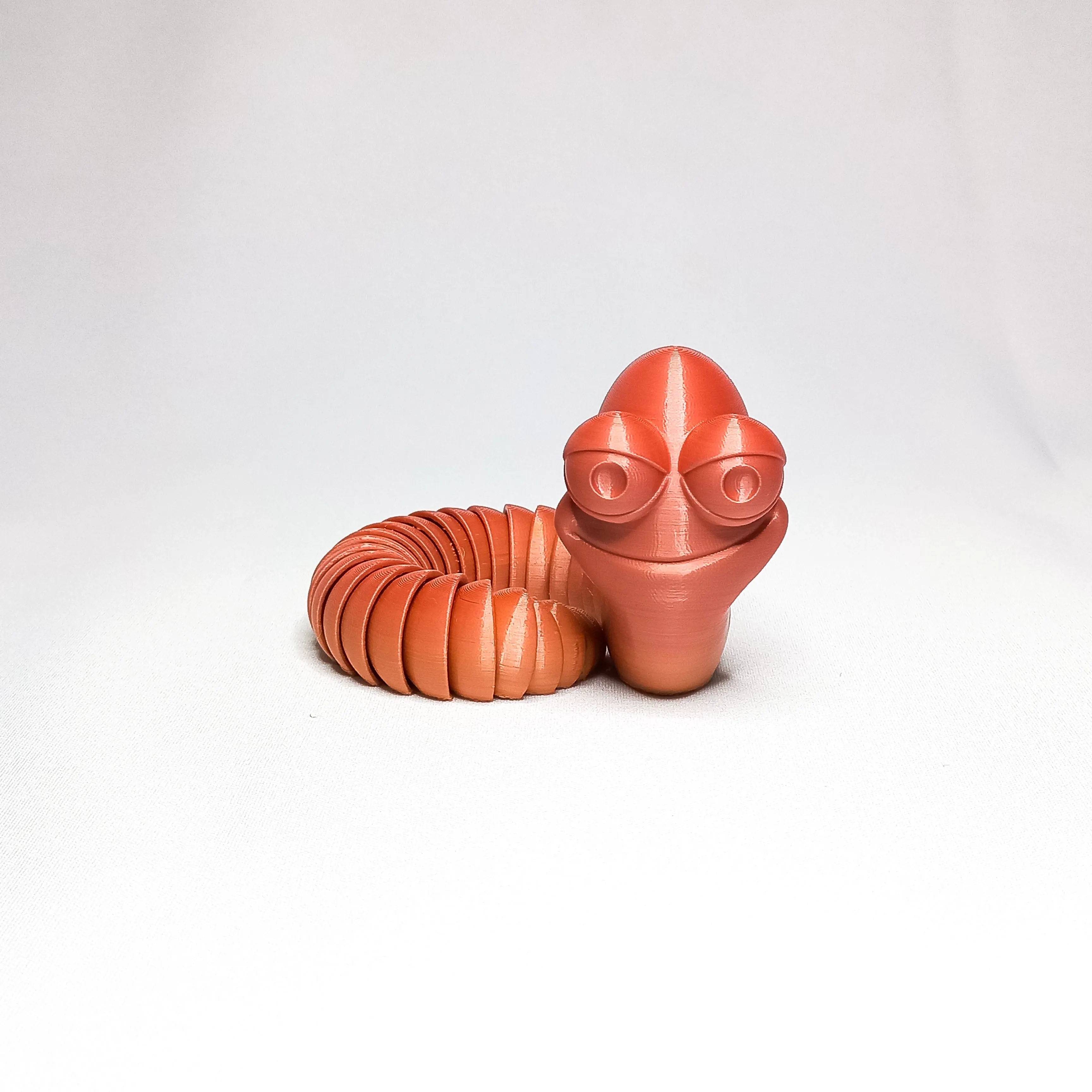 EARTHWORM CARTOON ARTICULATED