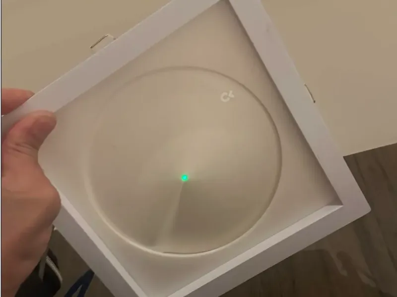 Deco M9 Plus ceiling