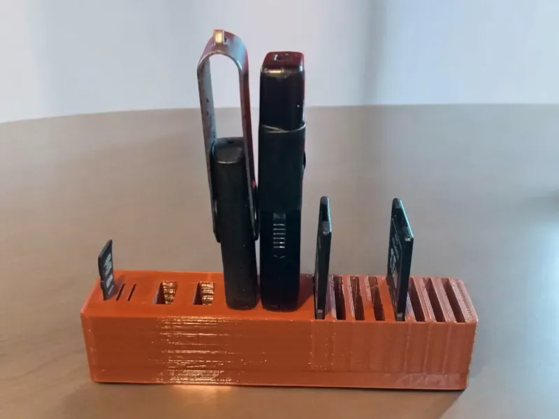 Desk memory organizer SD USB