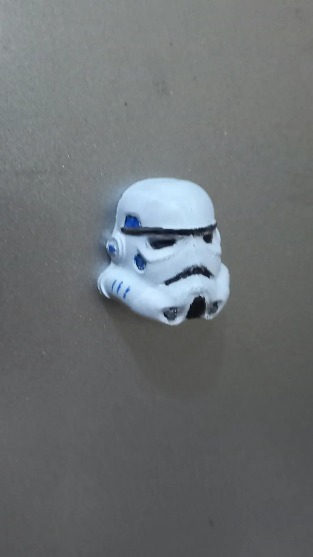 Stormtrooper fridge magnet (print in place No Supports)