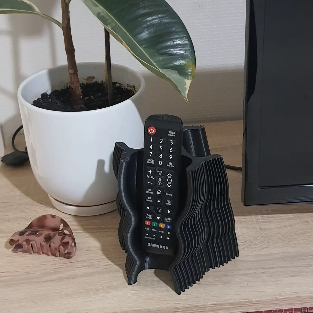 Remote Vase