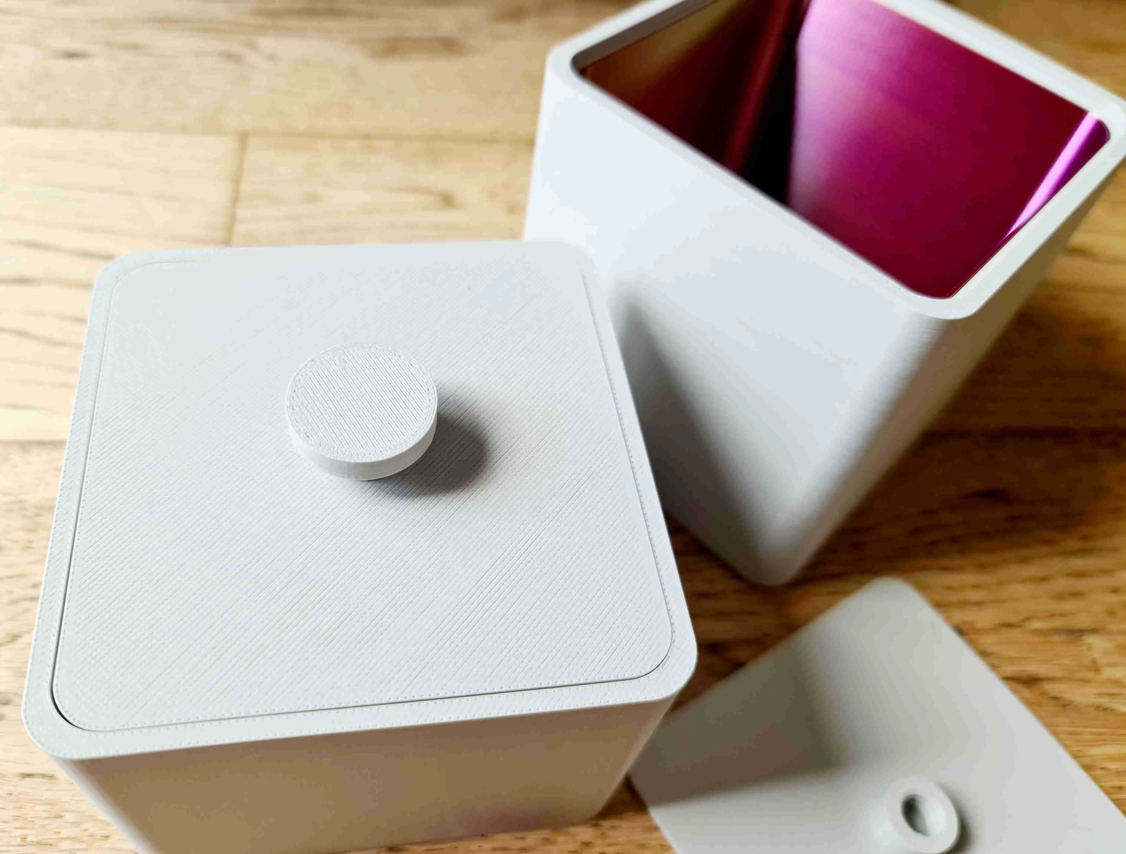 Funky Box deksel opbergkubus met inzetstukken en schroefknoppen