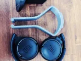 Headphones Stand-0