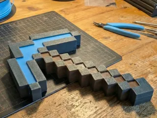 Minecraft Pickaxe (Scalable)