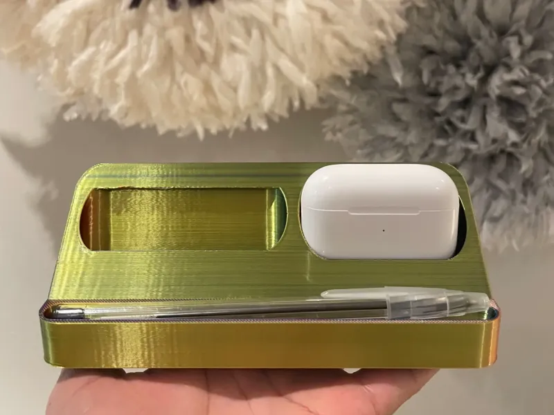 Phone, Pods and pen/pencil stand