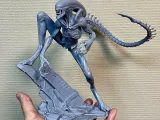 ALIEN-8