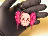Llavero de Kaws v1-3
