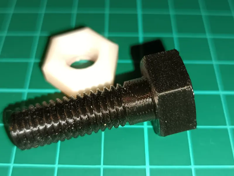 Screw M10. l30