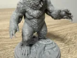 Owlbear statue-1