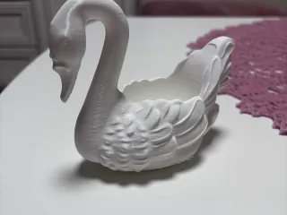 Swan flower pot