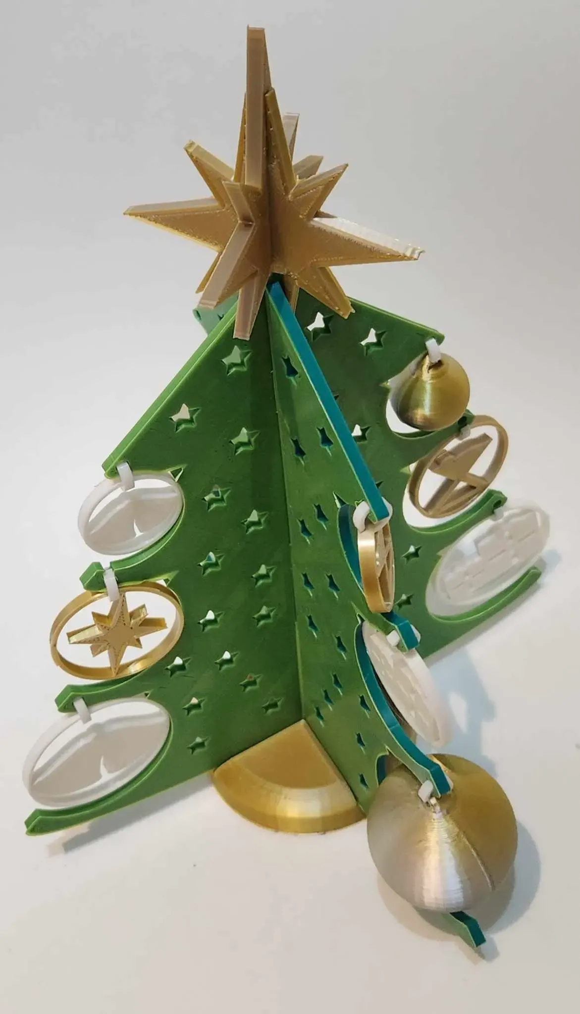 Christmas Tree Centerpiece display