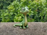 Lazy Lizard Ornament-1