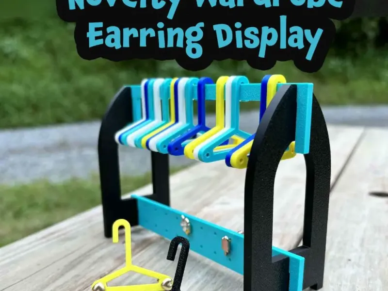 Mini Wardrobe Earring display