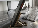 Smartphone stand (simple print, no supports)-3
