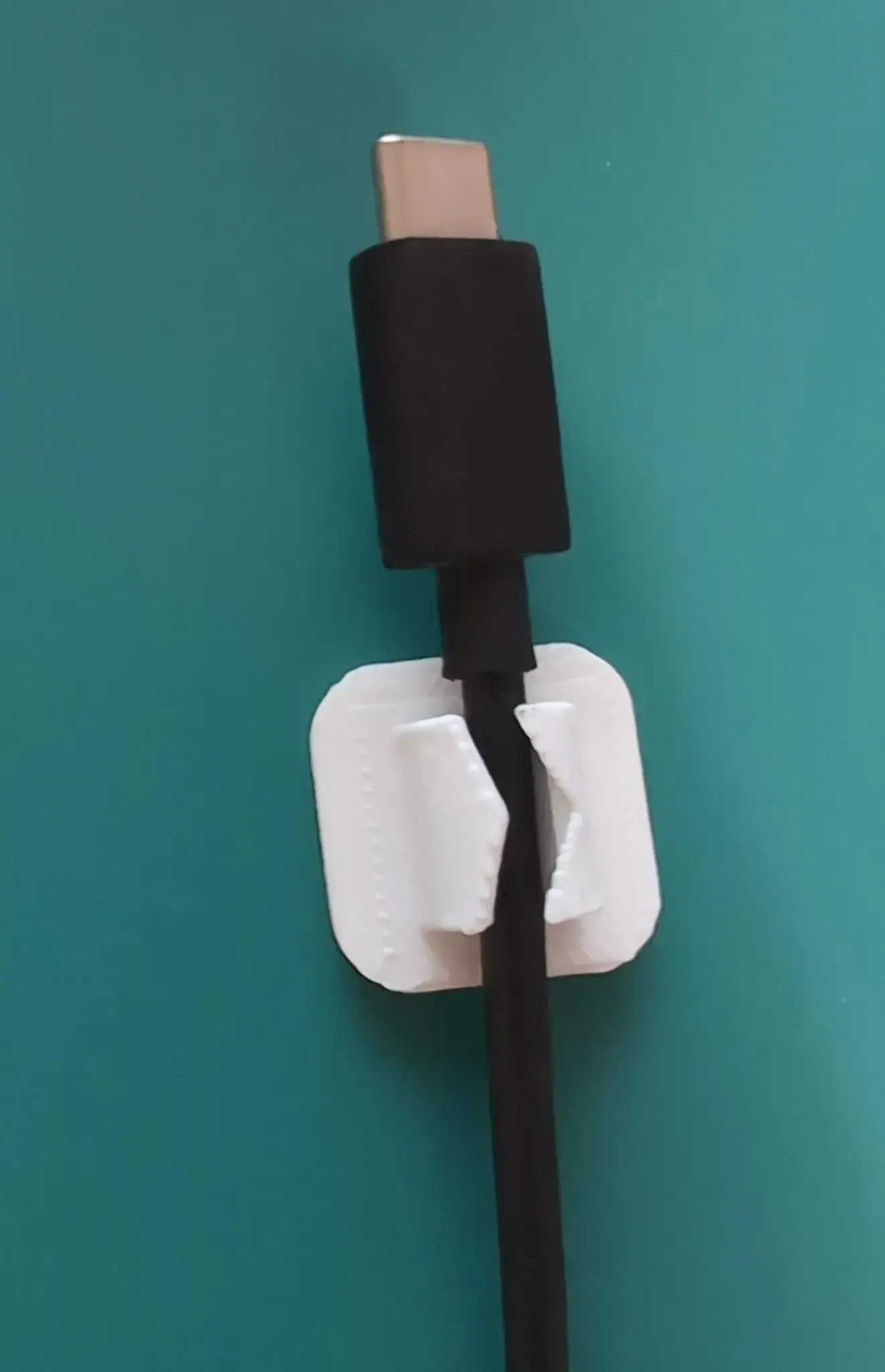 Cable holder