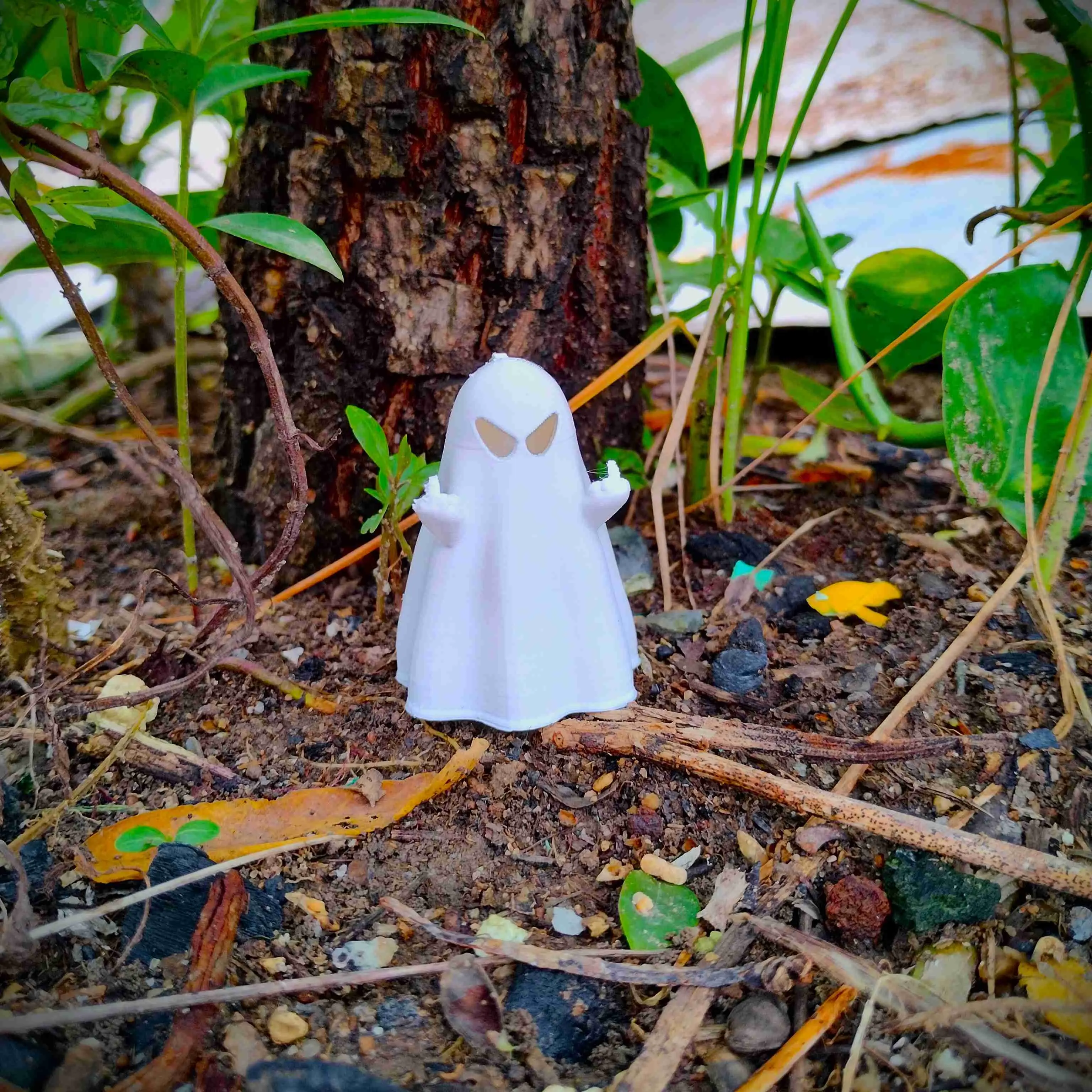 HALLOWEEN SPECIAL CUTE LITTLE ANGRY GHOST
