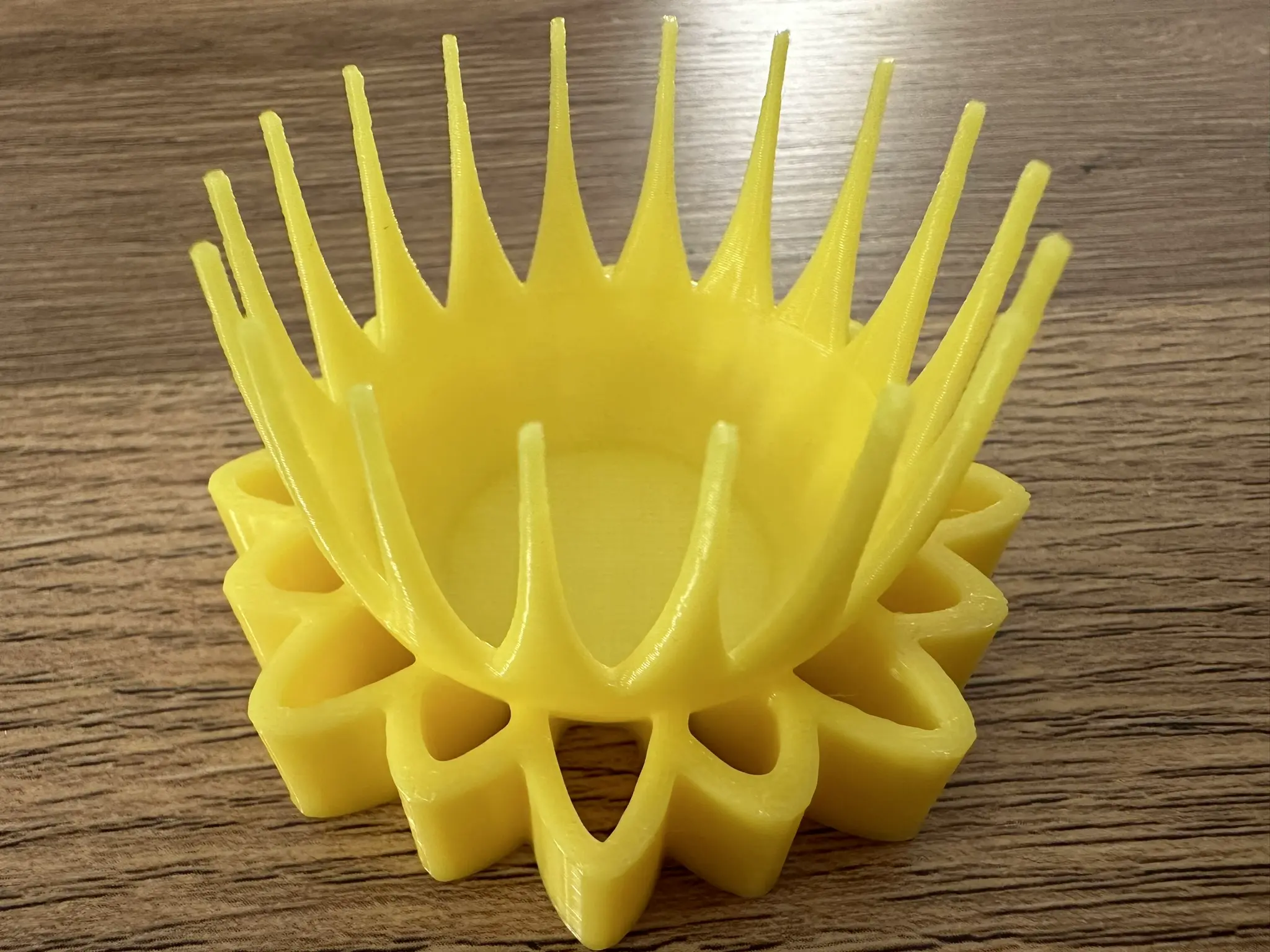 Flower easter egg holder