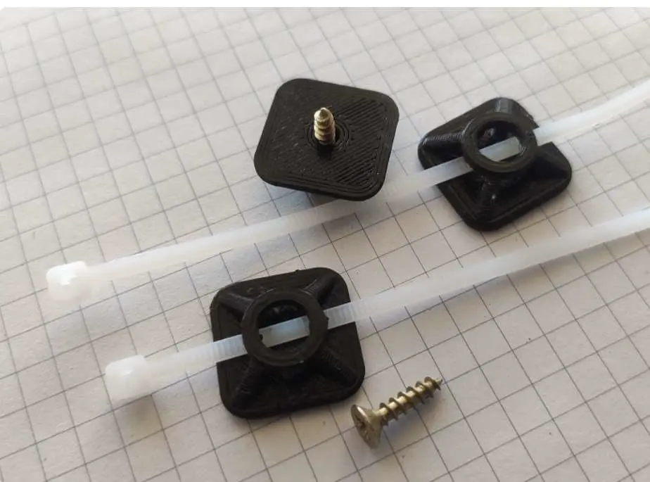 YerayMerino3D tarafından kablo bağı tabanı / zip bağı - Thingiverse