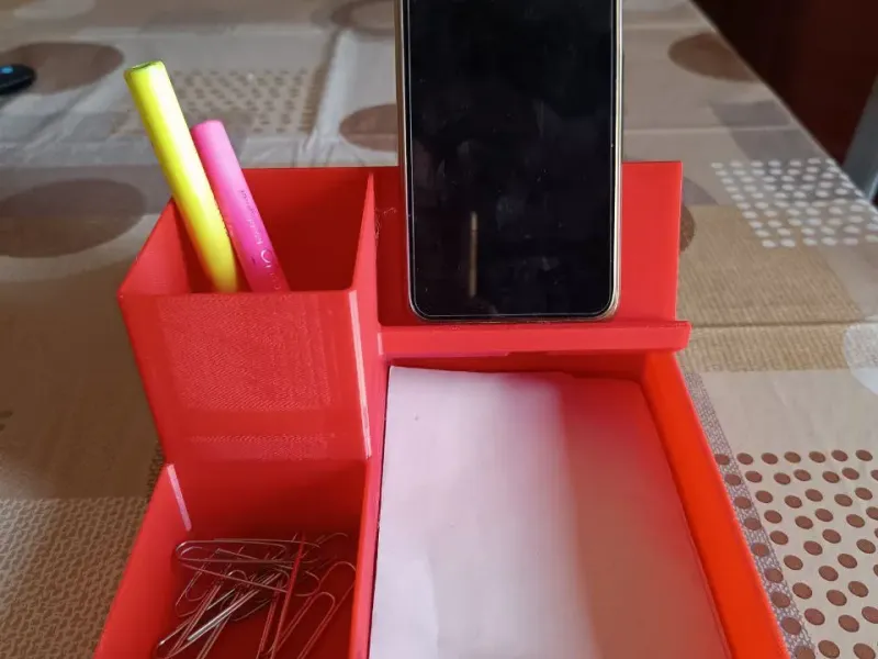 Pen holder
