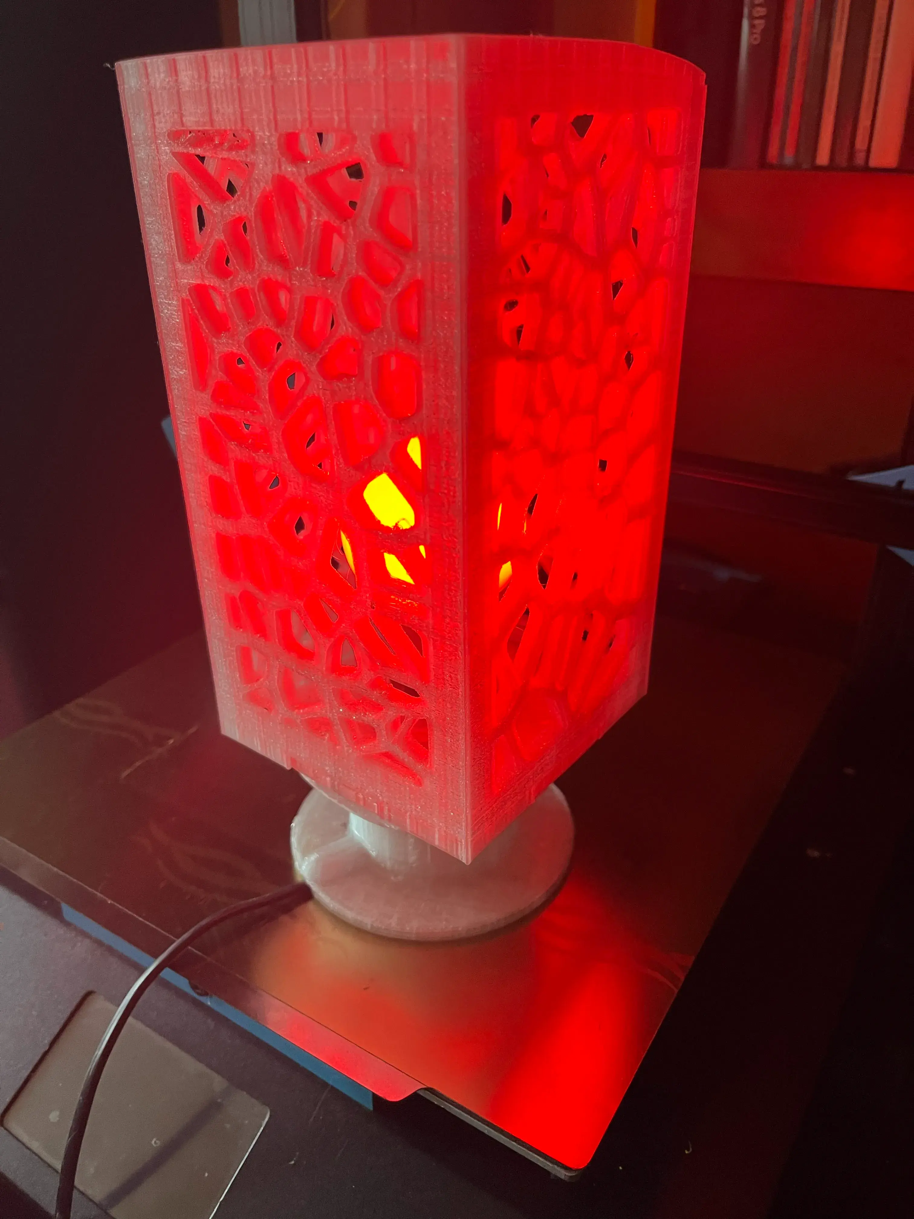 Plafonnier ou lampe de table Light Voronoi