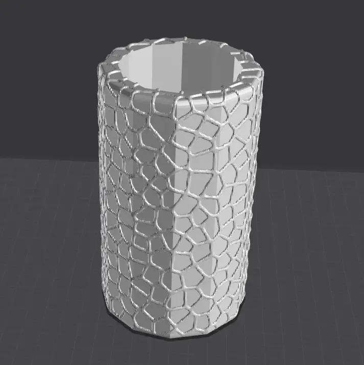 Voronoi vase 1