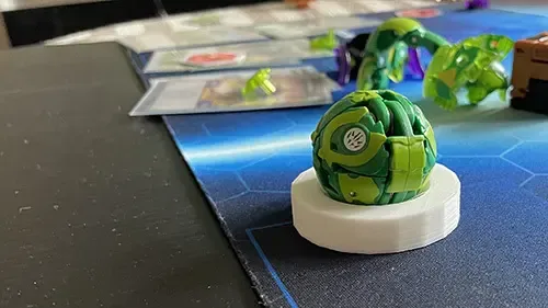Bakugan Holder