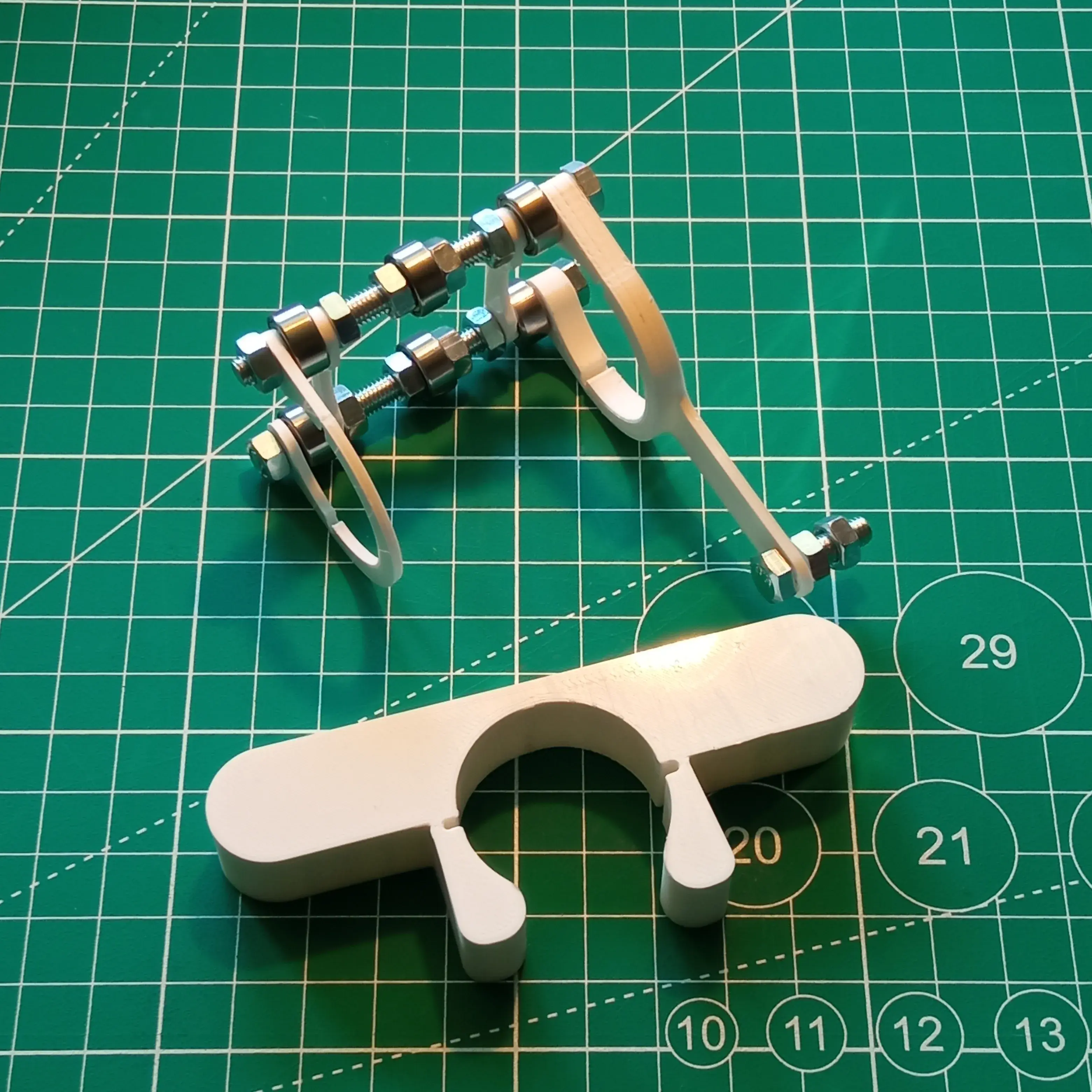 Spool roller