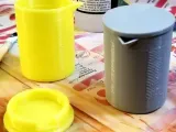 Paint mixing container-0