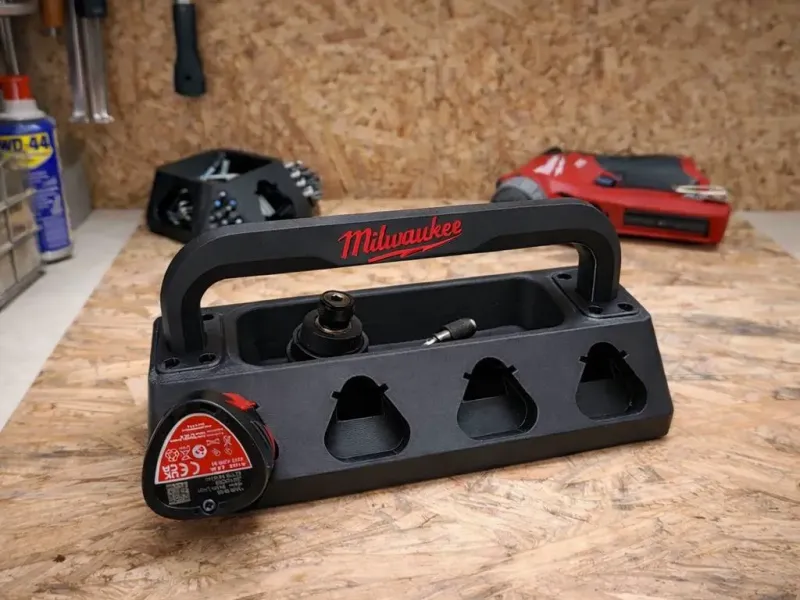 Milwaukee M12 Working Case 8 Batteries holder