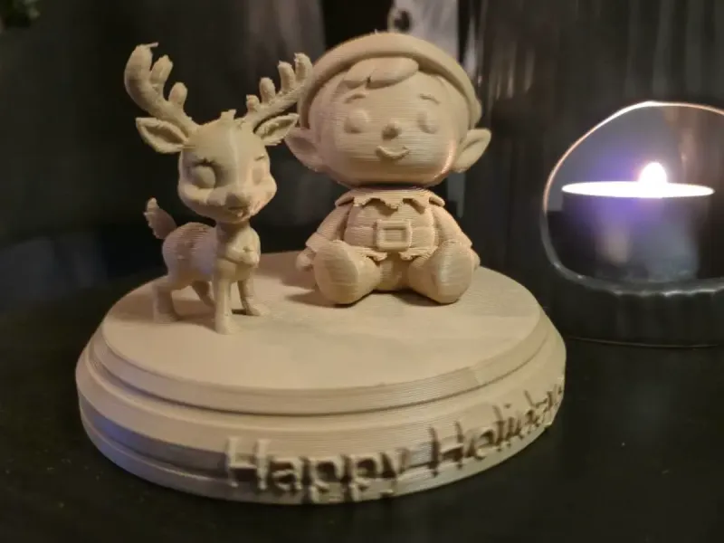CubeMe Elf And Reindeer Happy Holidays