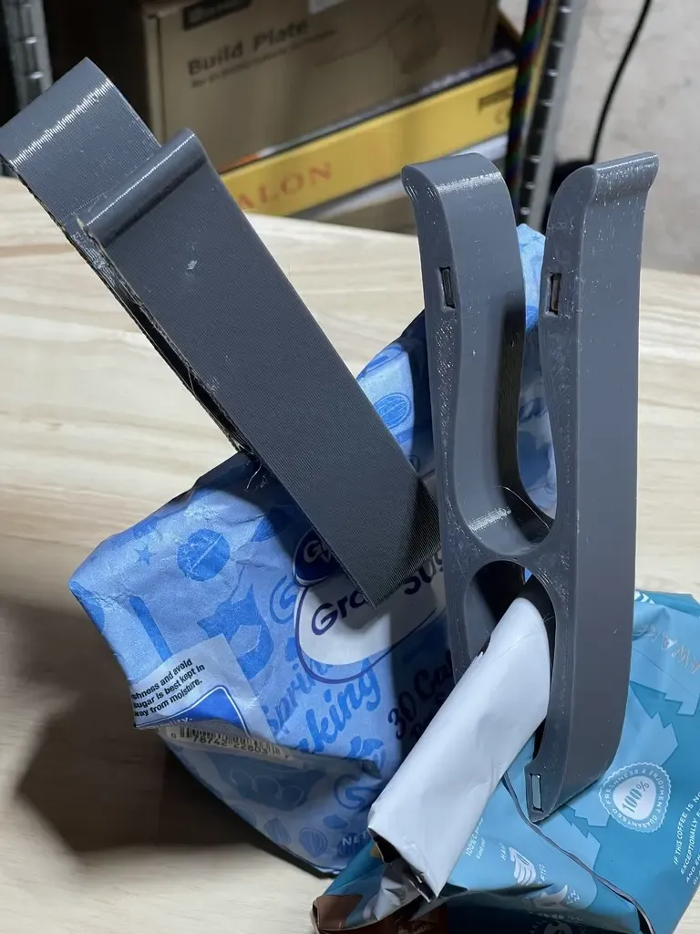 Magnetic Bag Clip / Clamp