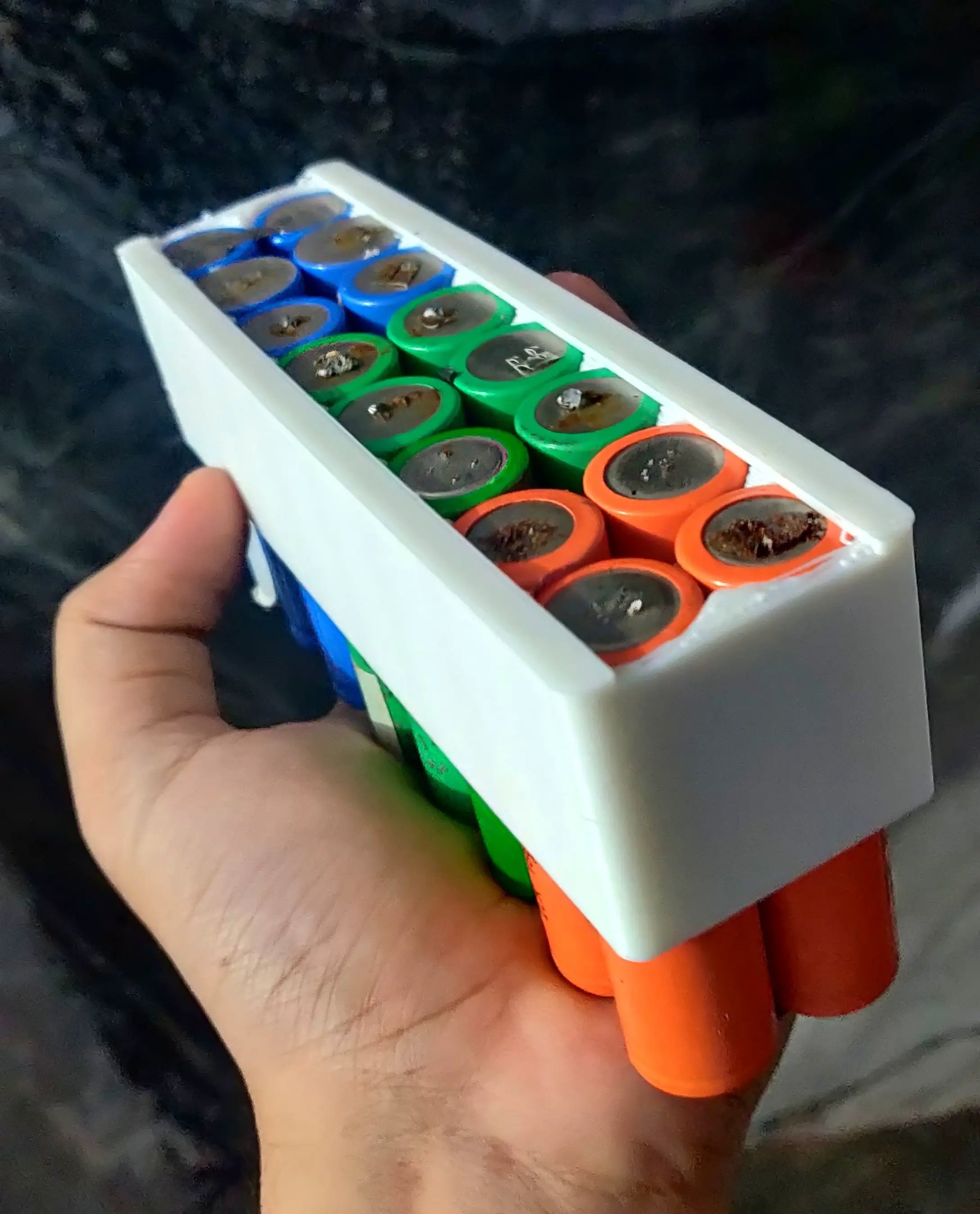 18650 BATTERIJHOUDER (DUBBELE RIJ/DUBBELZIJDIG) - LITHIUM