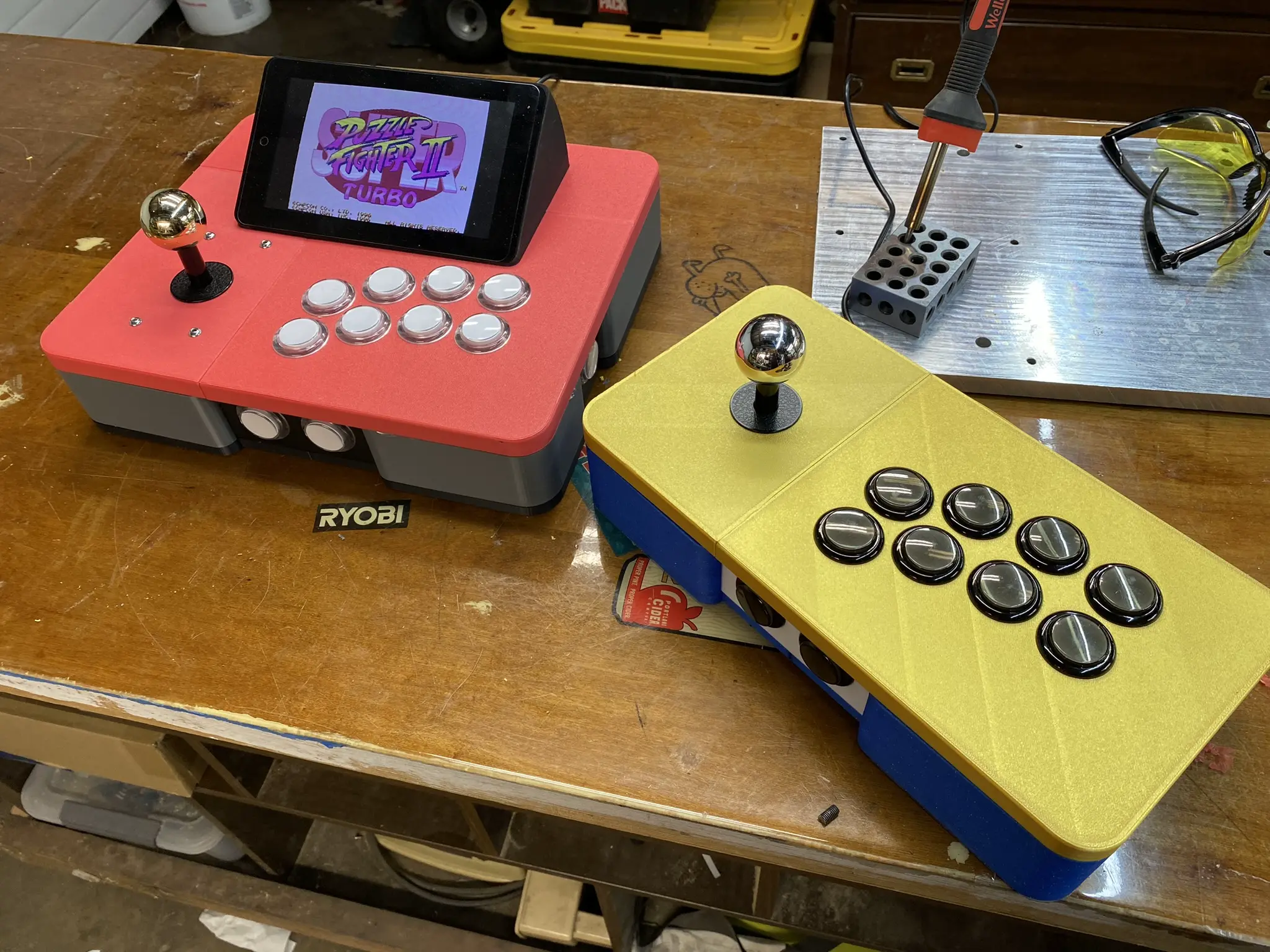 Goldenrod Arcade Stick / Fight Stick (8 botones)