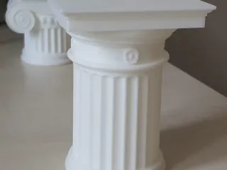 Doric column (hidden case)
