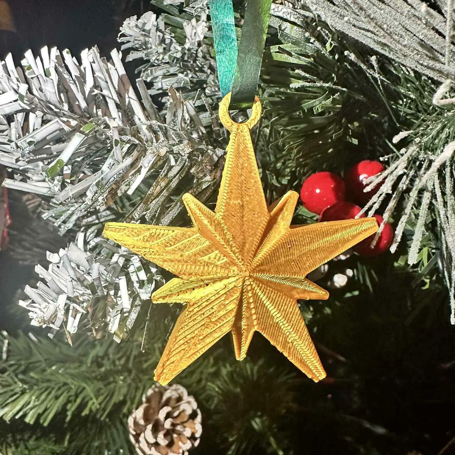 Christmas Full Star hanging Bauble 10 arms