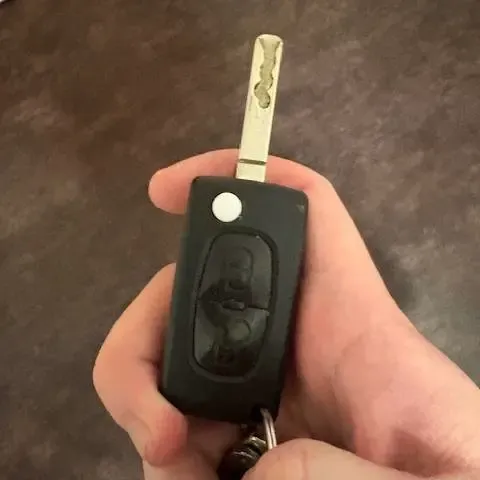 verrou clé citroen peugeot