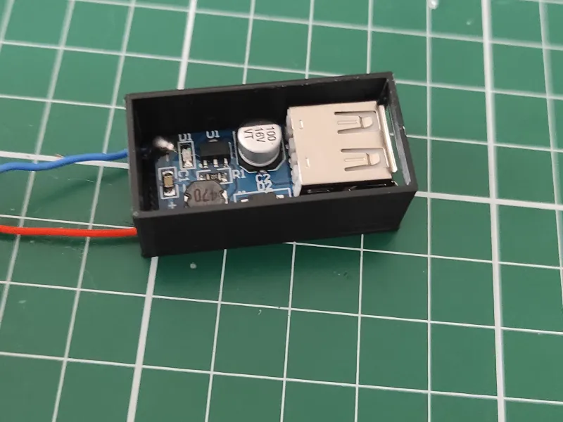HW 106 Voltage Booster Regulator Board Box