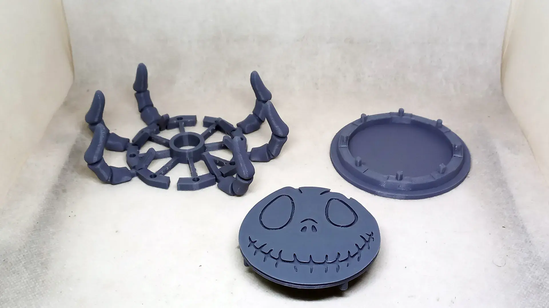 Jack Skellington cup holder (No Supports needed)