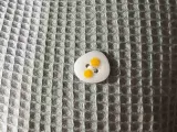 Eggs buttons-2