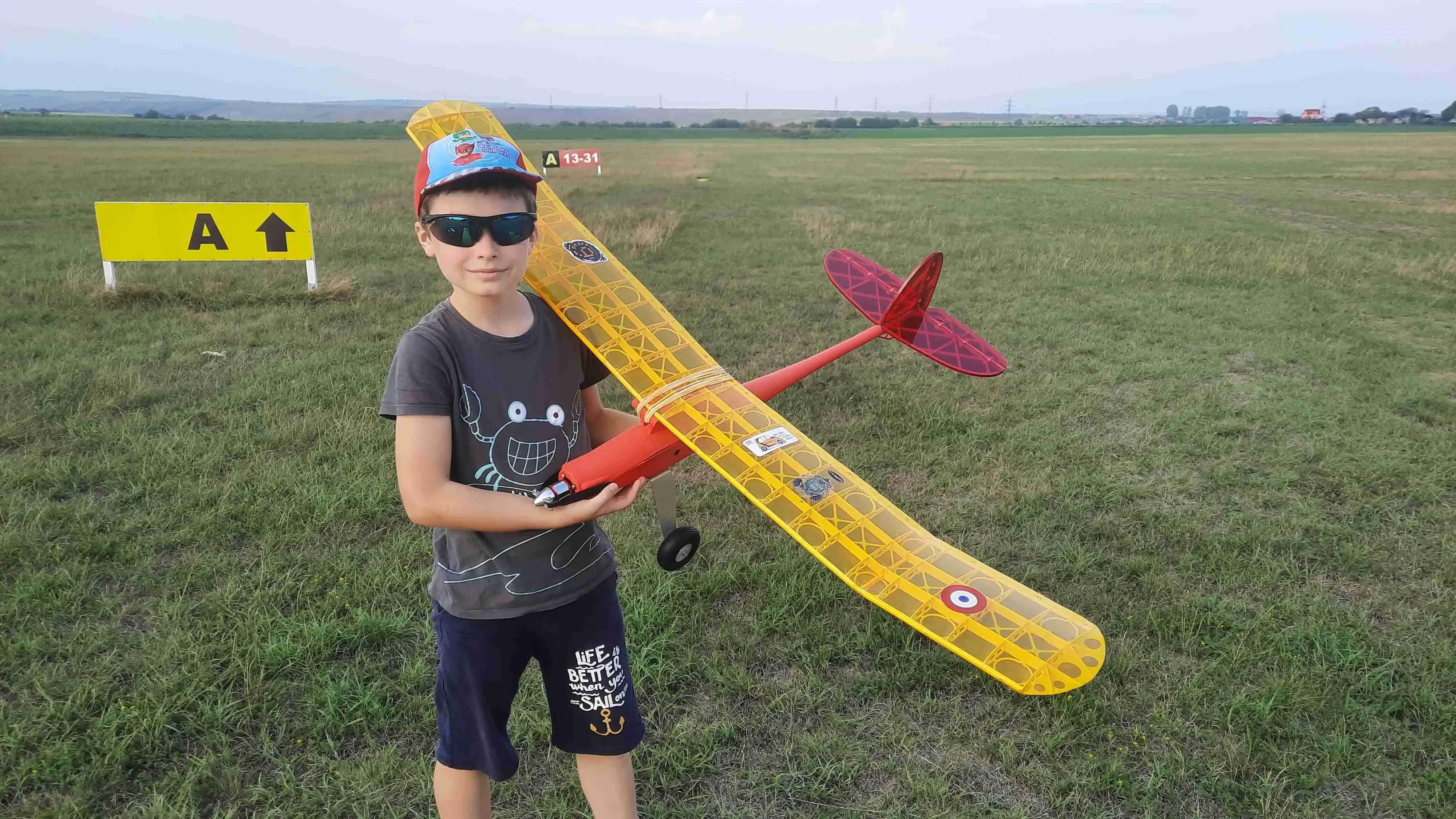 Best beginner airplane (fun to build and fly)