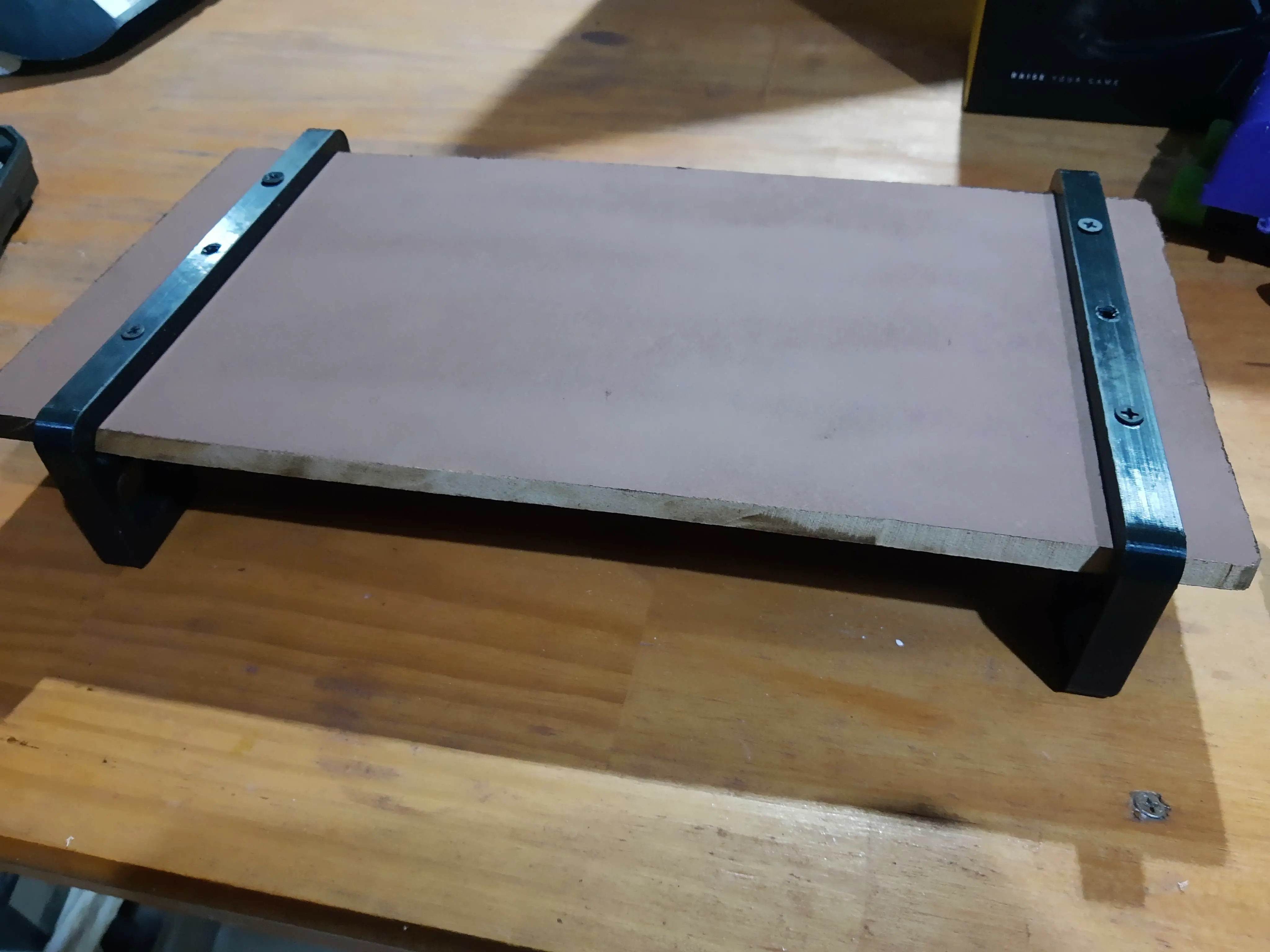 Laptop Stand - Laptop Shelf - Soporte/estante para portátil